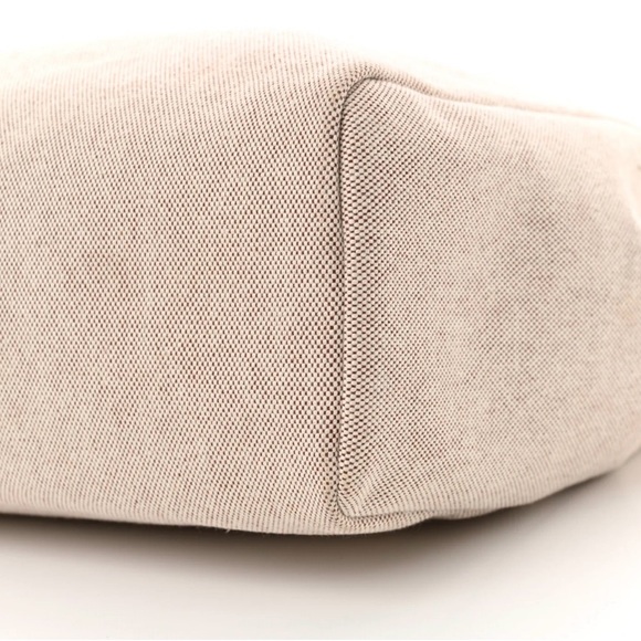 Hermes Toile H and Chocolate with Vache Hunter Calfskin Herbag 39 - Picture 11 of 16